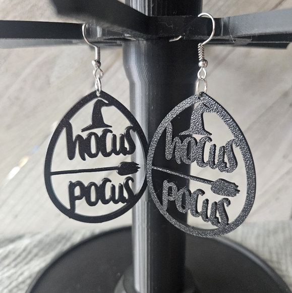 Hocus Pocus Black Earrings - Picture 1 of 3